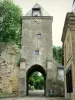 Mouzon - Gate toren van Bourgondië (restanten van oude vestingwerken)