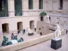 Musée du Louvre - Aile Richelieu : sculptures françaises de la cour Marly