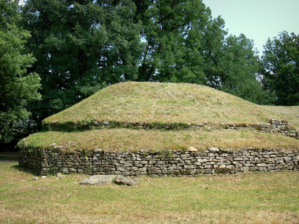 Photos Le musée des Tumulus de Bougon Guide Tourisme & Vacances