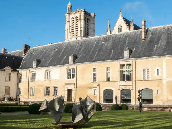 Museum für moderne Kunst in Troyes - Führer für Tourismus, Urlaub & Wochenende in der Aube