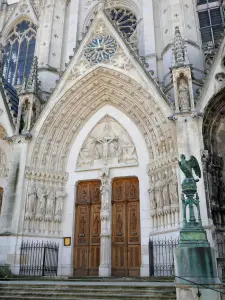 Nancy - Portail de la basilique Saint-Epvre