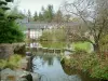 Nantes - Île de Versailles : plan d'eau du jardin japonais et maison de l'Erdre