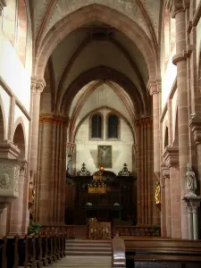 Neuwiller-lès-Saverne - All'interno della Chiesa di San Pietro e St. Paul