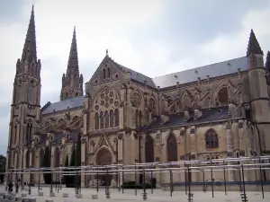 Nîmes - Église Saint-Baudile