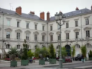 Orléans - Buildings of the Sainte-Croix square