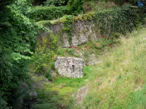 Orthez - Schlossgraben des ehemaligen Schlosses