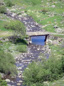 Paesaggi del Béarn - Piccolo ponte sul fiume Bious