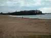 Penisola di Quiberon - Spiaggia di sabbia, forte Penthièvre e il mare (Oceano Atlantico)