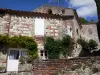 Penne-d'Agenais - Façades de maisons de la cité médiévale