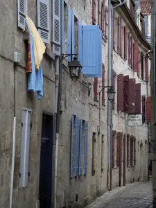 Périgueux - Facciate di case nella città vecchia
