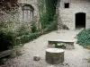 Pérouges - Facciate del medievale