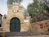 Pézenas - Puerta que conduce al cerro del Castillo (viejo castillo)