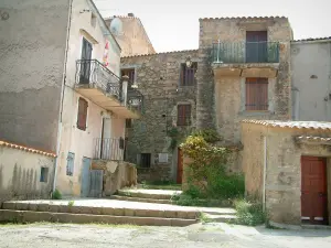 Piana - Houses of the village