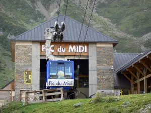 Pic du Midi von Bigorre - Alla stazione di La Mongie, la funivia per il Pic du Midi