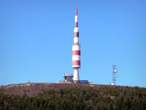Pico de Nore - Transmisor de TV en la parte superior del pico de Nore