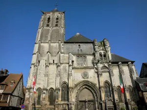 Pont-Audemer - Fassade der Kirche Saint-Ouen