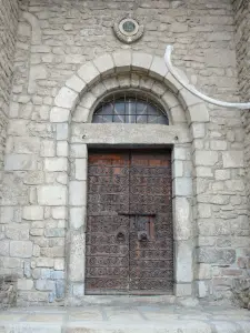 Prats-de-Mollo-la-Preste - Portale della chiesa Santo-Just-et-Ruffine