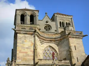 Priorato di Souvigny - Facciata della chiesa priorale di San Pietro e St. Paul