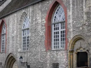 Provins - Facade of the former Hôtel-Dieu (old hospital, former palace of the countess of Blois and Champagne)