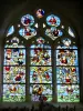 Puellemontier - Binnen in de kerk van Onze-Lieve-Vrouw-in-de-geboorte glas in lood raam van de Boom van Jesse - de zestiende eeuw