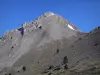 Puerto del Noyer - Desde el Col du Noyer, una vista a las montañas áridas