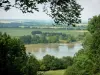 Regionaal natuurpark Les Boucles de la Seine Normande - Vallei van de Seine rivier de Seine, omzoomd door bomen en weiden