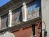 Reims - Mosaïque d'une façade de la rue de Mars représentant l'élaboration du champagne
