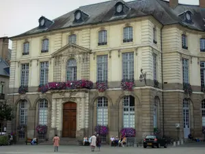 Rennes - Oude stad: de gevel van het stadhuis