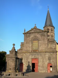 Riom - Façade de la basilique Saint-Amable