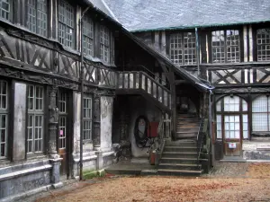 Rouen - Aître Saint-Maclou: stair and timber-framed buildings