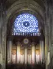 Rouen - Binnen in de kathedraal de Notre Dame: orgel