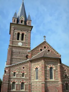 Roybon - Église néo-romane Saint-Jean-Baptiste