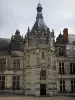 Saint-Aignan-sur-Cher - Façade du château Renaissance, dans la vallée du Cher