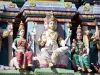 Saint-André - Estatuas policromadas del templo de Tamil Petit Bazar
