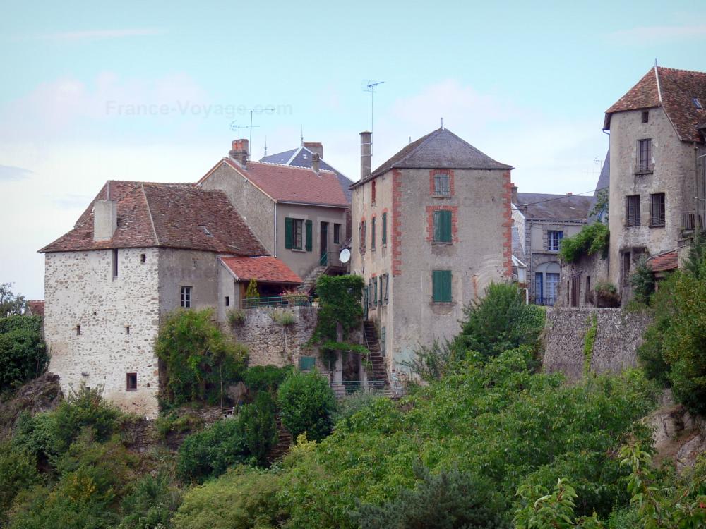 Photos SaintBenoîtduSault Tourism & Holiday Guide