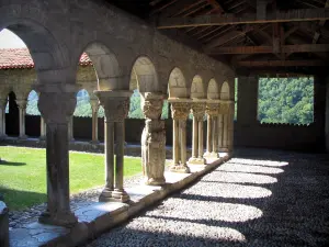 Saint-Bertrand-de-Comminges - Chiostro della Cattedrale di Santa Maria