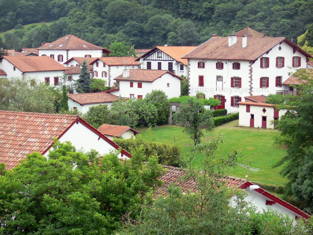 Photos SaintÉtiennedeBaïgorry Guide Tourisme & Vacances