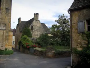 Saint-Geniès - Häuser des Dorfes