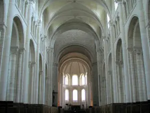 Saint-Georges de Boscherville abbey - Inside of the Saint-Georges abbey church in Saint-Martin-de-Boscherville, in the Norman Seine River Meanders Regional Nature Park