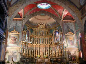 Saint-Jean-de-Luz - In der Kirche Saint-Jean-Baptiste: Hauptaltar und Barock-Retabel aus vergoldetem Holz des Chors