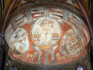 Saint-Macaire - Binnen in de kerk van Saint - Sauveur en Saint- Martin : middeleeuwse muurschilderingen