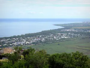 Saint-Paul - Panoramablick von den Anhöhen von Saint-Paul aus