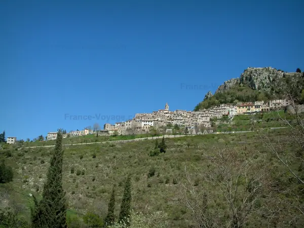 Sainte-Agnès - Auf den Berg hochgestelltes Dorf
