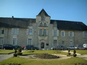 Saintes - Governor's huis en tuin