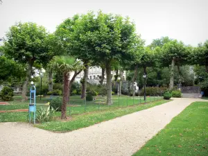 Salies-de-Béarn - Spa district: public garden and mini-golf