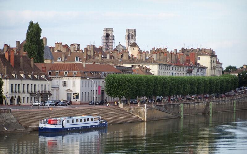 Place De L Hotel De Ville Chalon Sur Saone Place De L Hotel De Ville Chalon Sur Saone