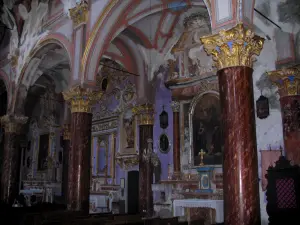Saorge - Dentro de la Iglesia de San Salvador