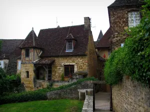 Sarlat-la-Canéda - Häuser der mittelalterlichen Altstadt, im Périgord