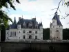 Schloß Chenonceau - Renaissanceschloss (Schloß Dames) und Turm Marques (Bergfried)