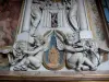 Schloß von Fontainebleau - Im Palast von Fontainebleau: grosse Wohnungen: Galerie Franz I.: Bildhauerei (Musik spielende Engel)